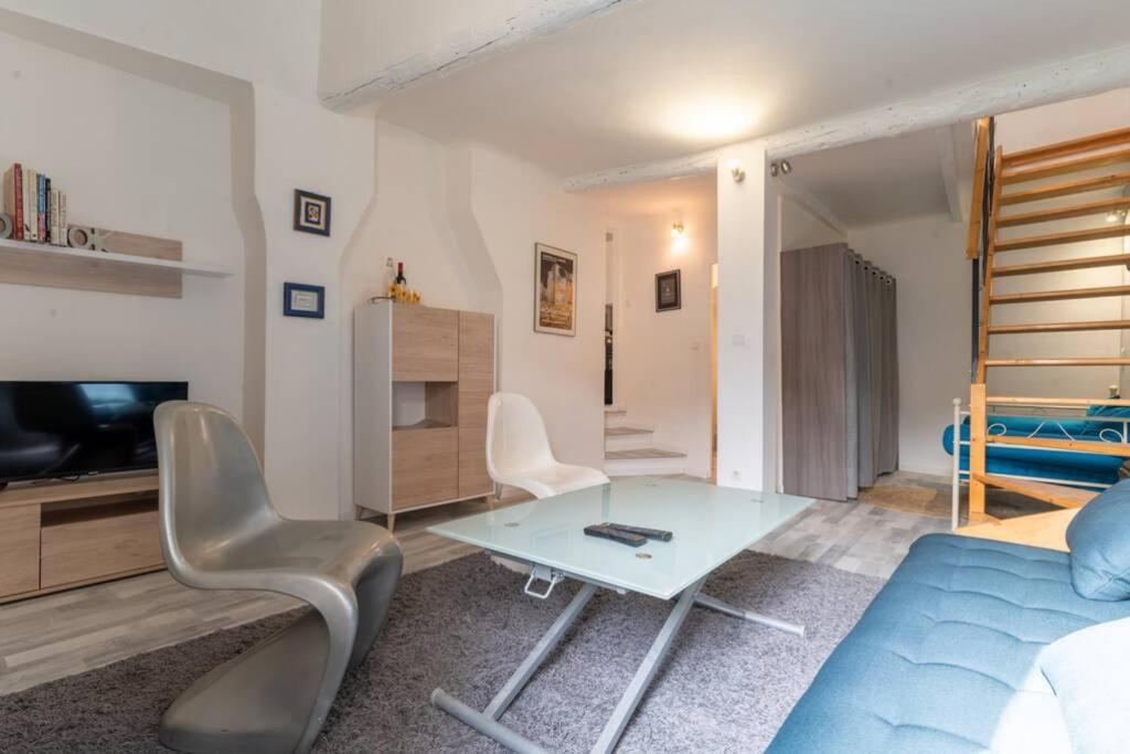 Le Charme Du Medieval Dans Un Appartement Cosy Hyeres Ngoại thất bức ảnh