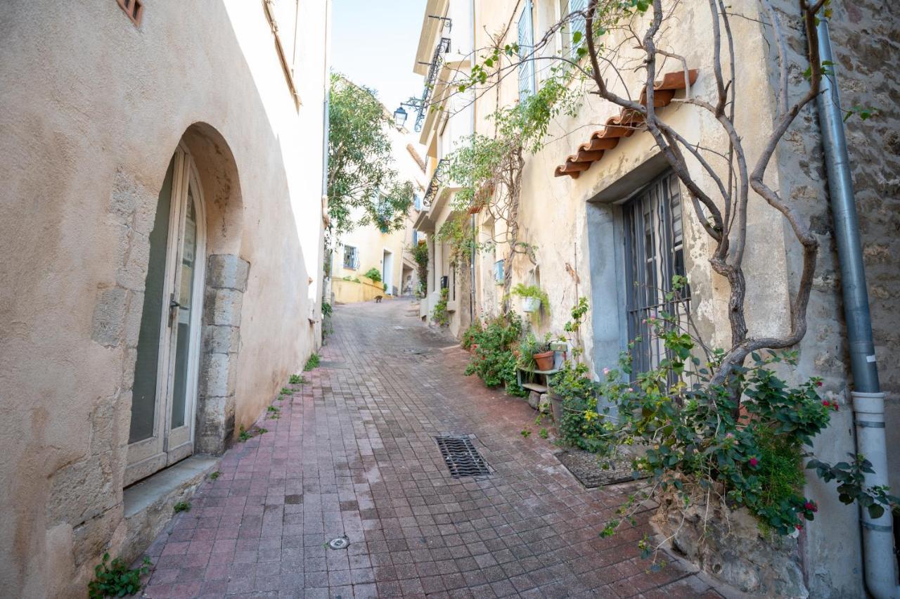 Le Charme Du Medieval Dans Un Appartement Cosy Hyeres Ngoại thất bức ảnh